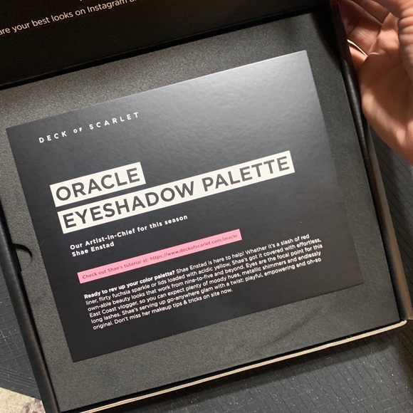 Deck of Scarlet ORACLE eyeshadow palette - Picture 3 of 7